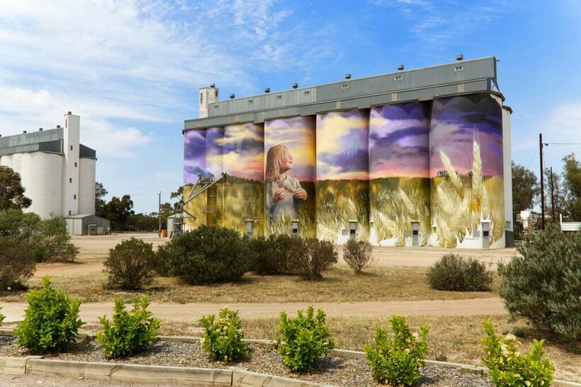 Блог - 12 примеров того, как в Австралии унылые зернохранилища превращают в арт-галереи 12 примеров того, как в Австралии унылые зернохранилища превращают в арт-галереи