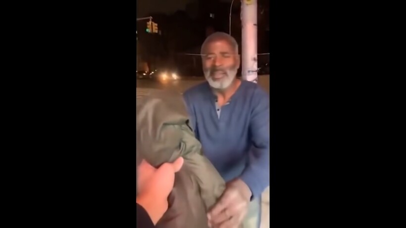 Блог - Видео: Невероятные случаи доброты, которые восстанавливают веру в человечество Видео: Невероятные случаи доброты, которые восстанавливают веру в человечество