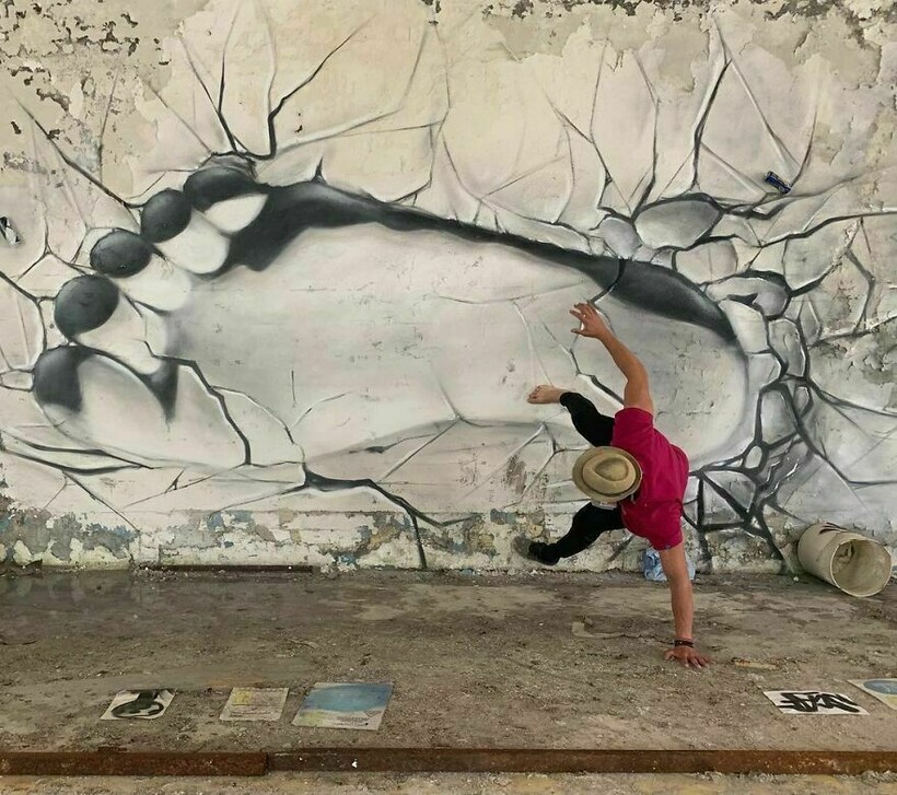 Блог - Французский художник делает 3D-граффити там, где их никто не ждет увидеть: 30 примеров Французский художник делает 3D-граффити там, где их никто не ждет увидеть: 30 примеров