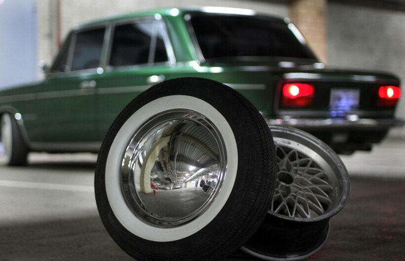 Блог - Изолента, розочки и ковры: 7 приемов тюнинга автомобиля в СССР Изолента, розочки и ковры: 7 приемов тюнинга автомобиля в СССР