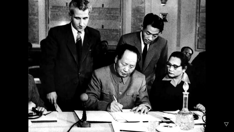 Блог - Видео: Как Китай обманул СССР и создал атомную бомбу  Видео: Как Китай обманул СССР и создал атомную бомбу