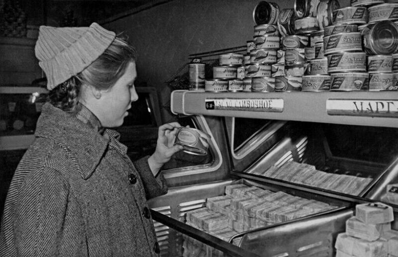 Блог - От сельпо до ГУМа: 17 фото о том, как выглядели магазины в СССР От сельпо до ГУМа: 17 фото о том, как выглядели магазины в СССР