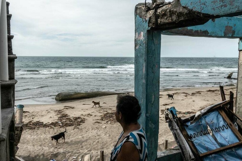 13 печальных фото жизни на берегах, поглощаемых морем из-за глобального потепления