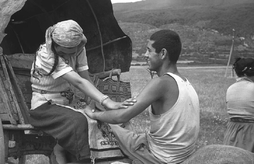 Блог - 15 фото о том, как выглядели влюбленные в советское время 15 фото о том, как выглядели влюбленные в советское время