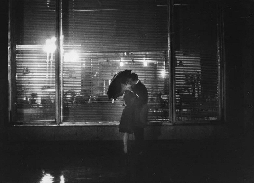 Блог - 15 фото о том, как выглядели влюбленные в советское время 15 фото о том, как выглядели влюбленные в советское время