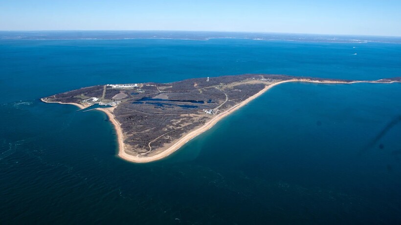 Остров Плам-Айленд. Фото: images.vice.com  Остров Плам-Айленд. Фото: images.vice.com