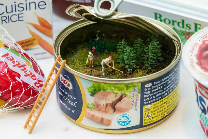 Блог - 30 миниатюрных сюжетов из мира Петера Чаквари, созданного при помощи обычных вещей 30 миниатюрных сюжетов из мира Петера Чаквари, созданного при помощи обычных вещей