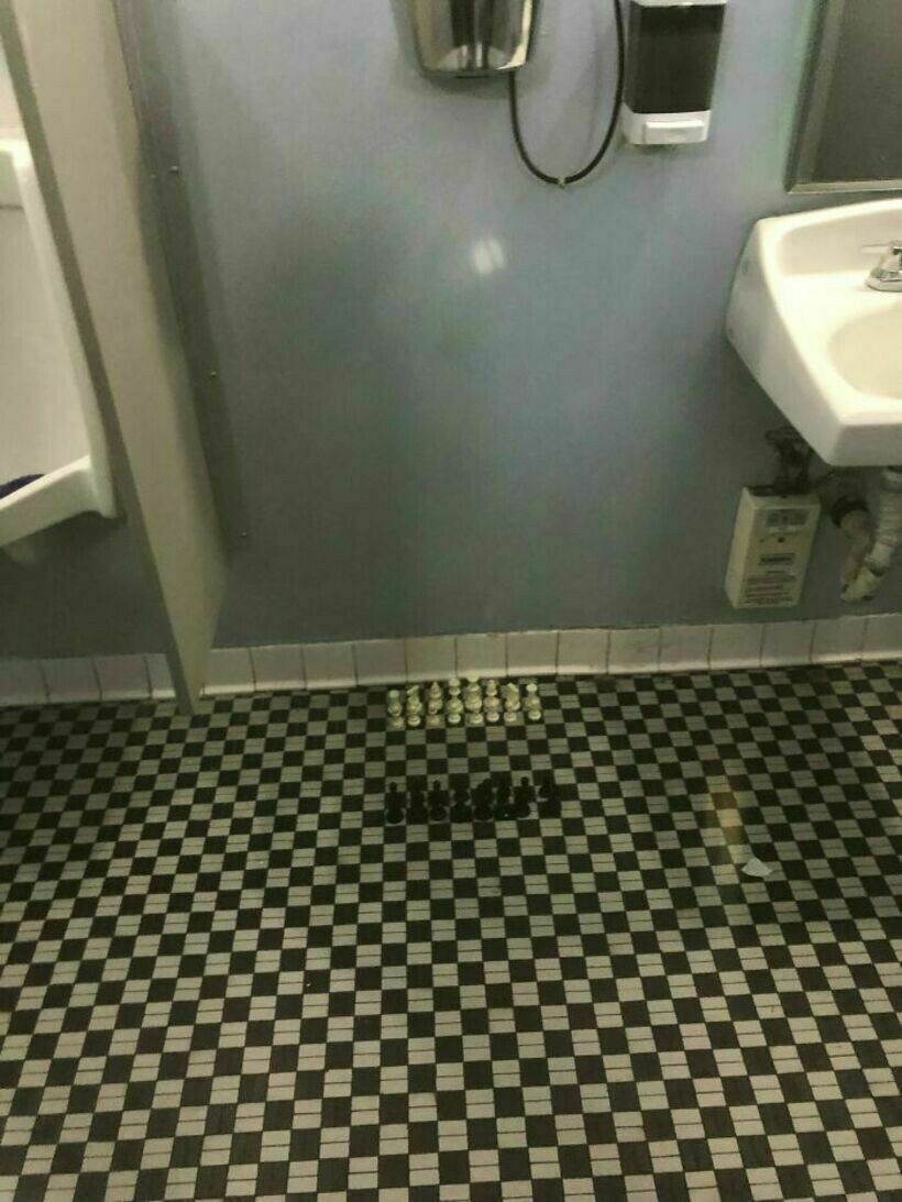 Блог - 16 комичных фото, на которых происходит что-то странное и вызывающее замешательство 16 комичных фото, на которых происходит что-то странное и вызывающее замешательство