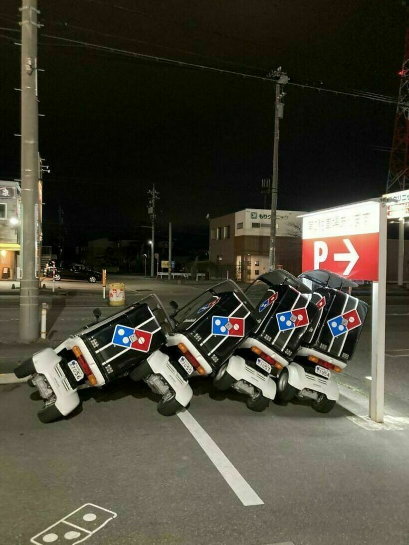 Блог - 16 комичных фото, на которых происходит что-то странное и вызывающее замешательство 16 комичных фото, на которых происходит что-то странное и вызывающее замешательство