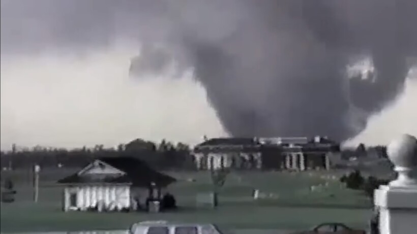 Блог - Мать-природа показывает кто тут босс: огненный торнадо и другие поразительные кадры Мать-природа показывает кто тут босс: огненный торнадо и другие поразительные кадры