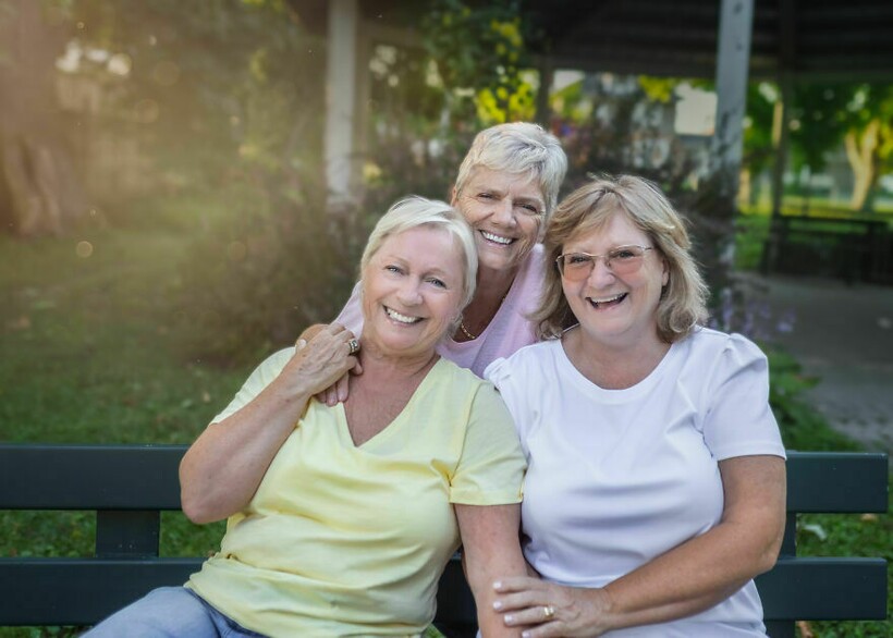Блог - Фотограф показал удивительное внешнее сходство и близость 15 сестер Фотограф показал удивительное внешнее сходство и близость 15 сестер