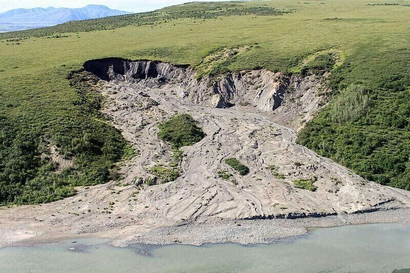 Воронка на Аляске. Фото: wikimedia.org Воронка на Аляске. Фото: wikimedia.org