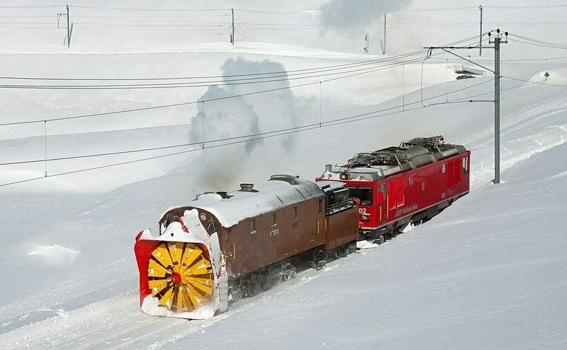 Роторный снегоочиститель в Швейцарии. Фото: wikipedia.org
