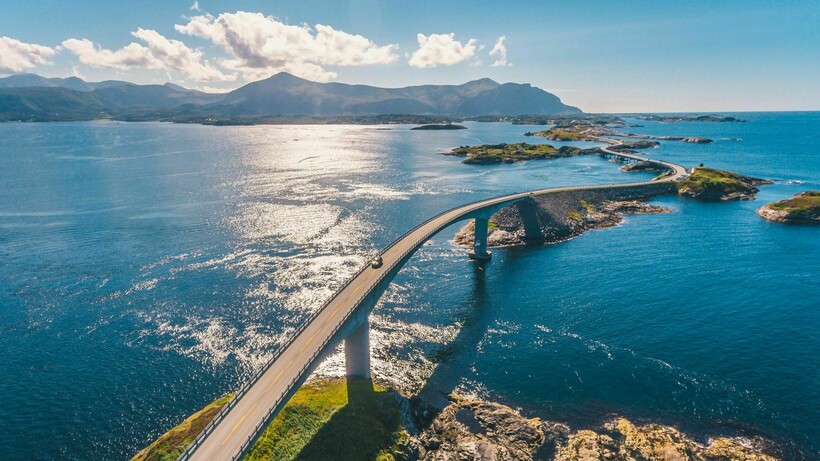 Блог - Все автолюбители оценят: 12 самых красивых дорог мира Все автолюбители оценят: 12 самых красивых дорог мира