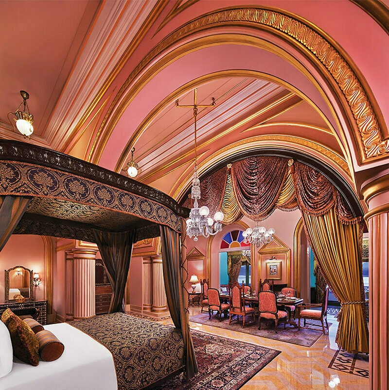 15 снимков дворца индийских королей, который превратили в отель