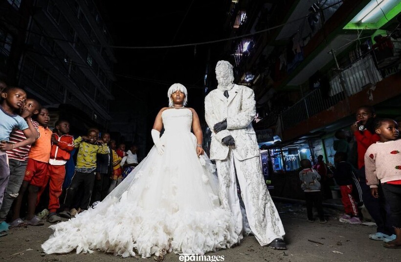 15 работ кенийского дизайнера, который превращает вещи со свалки в высокую моду - похожая новость на Toplenta